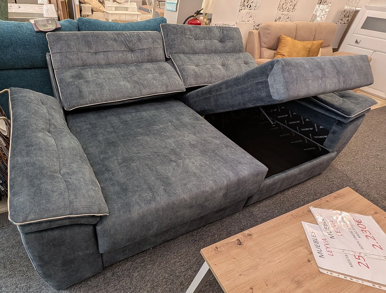 sofa10.2