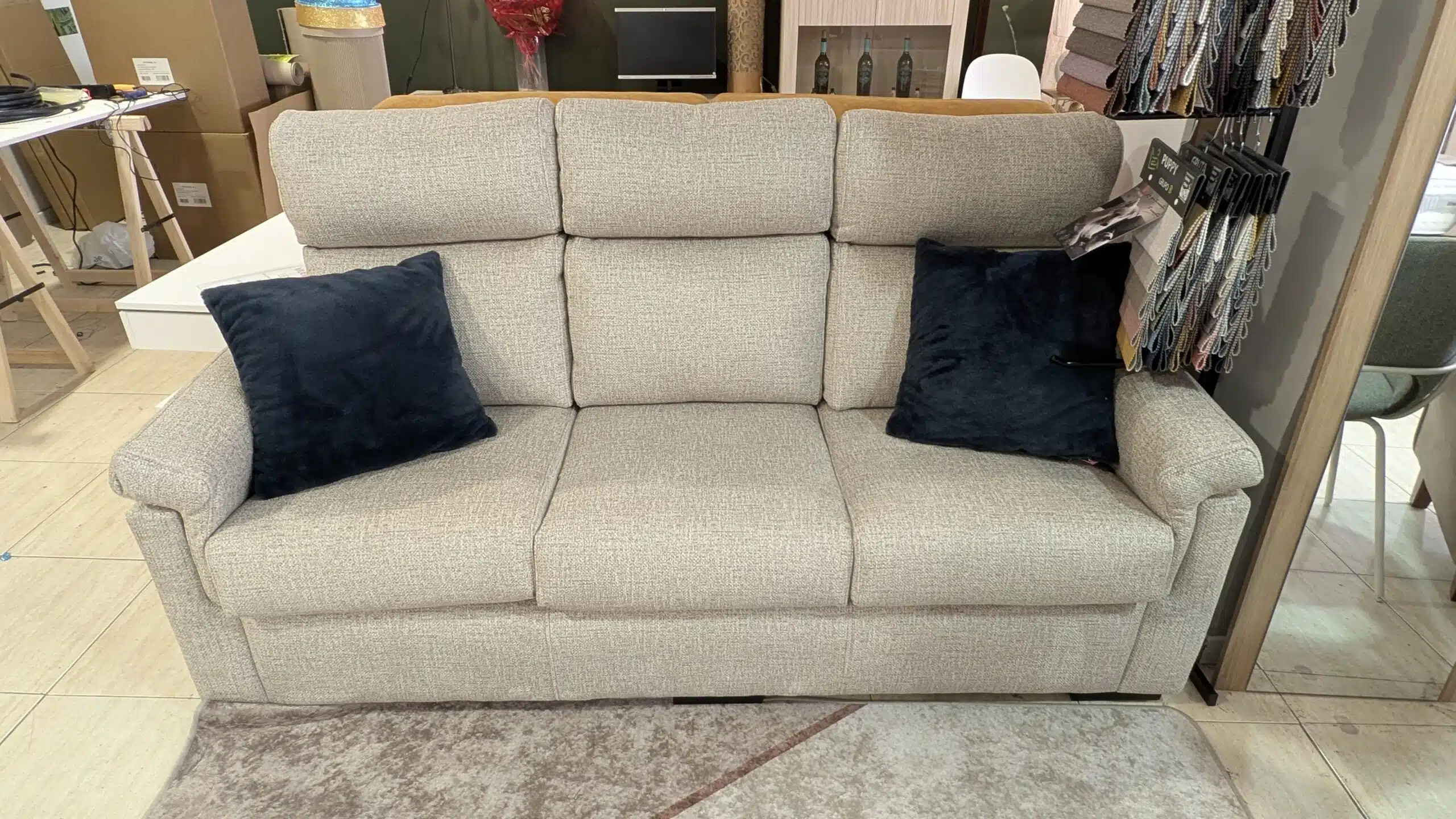 sofa009.2 scaled