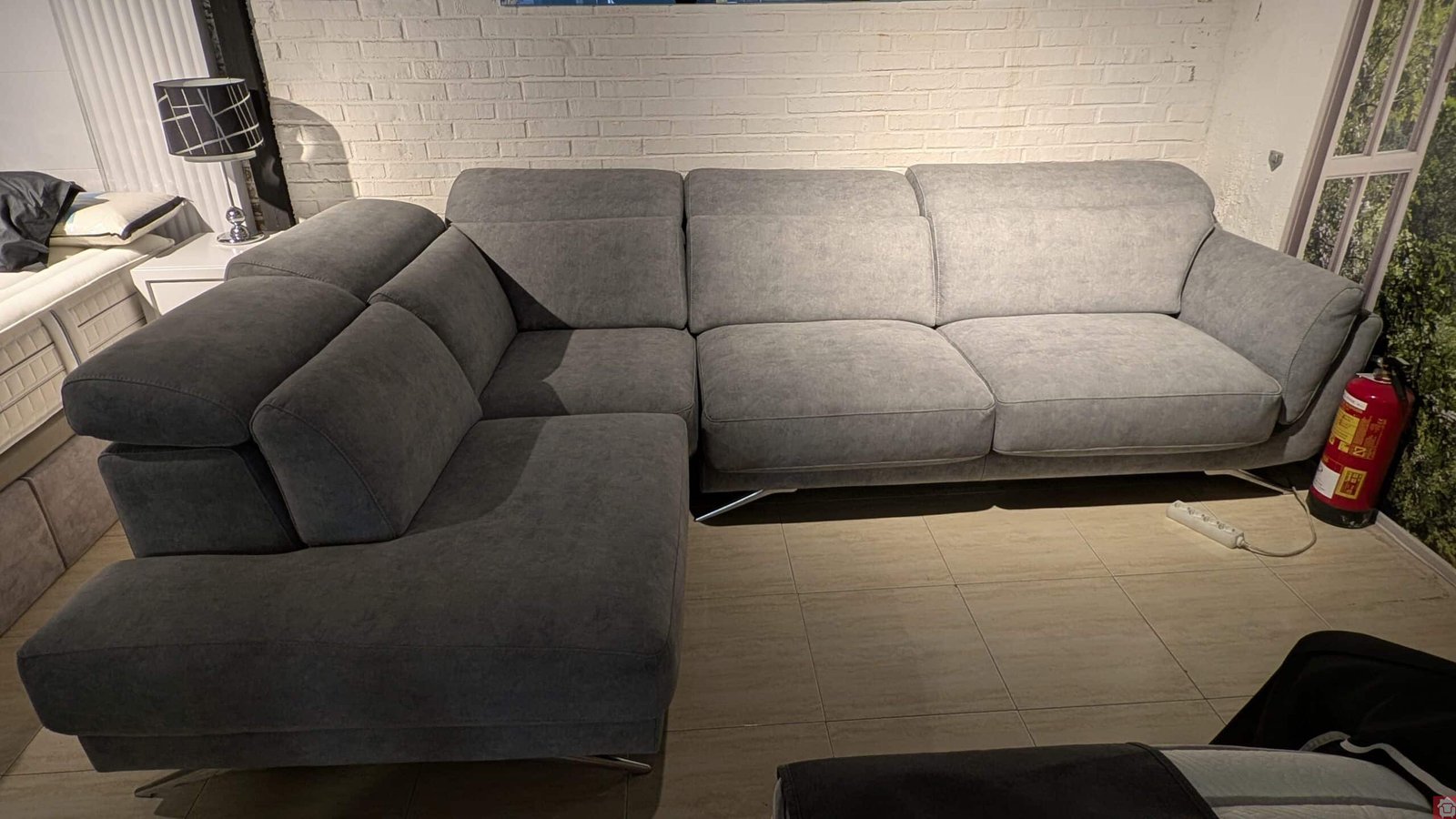 sofa01 scaled